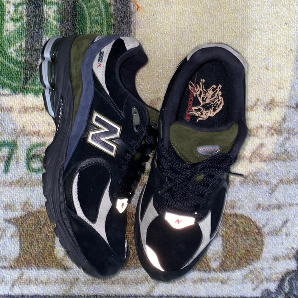 New balance (size 9)